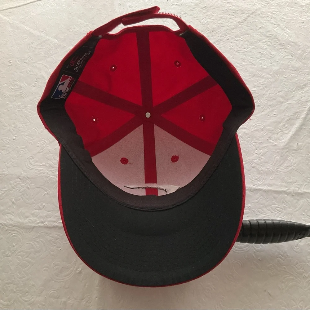 Team MLB OC Sports Youth Cincinnati Reds Baseball Cap. Youth One Size Fits All
